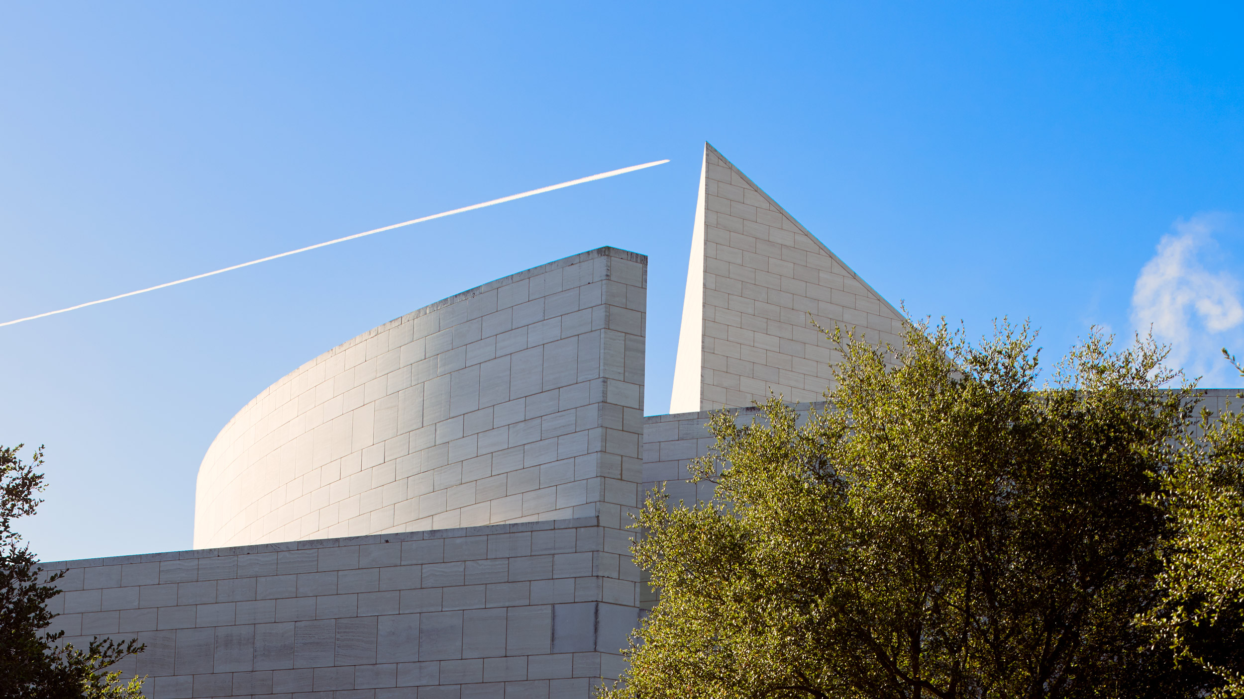 Buck_Roofline_Jet_Trail