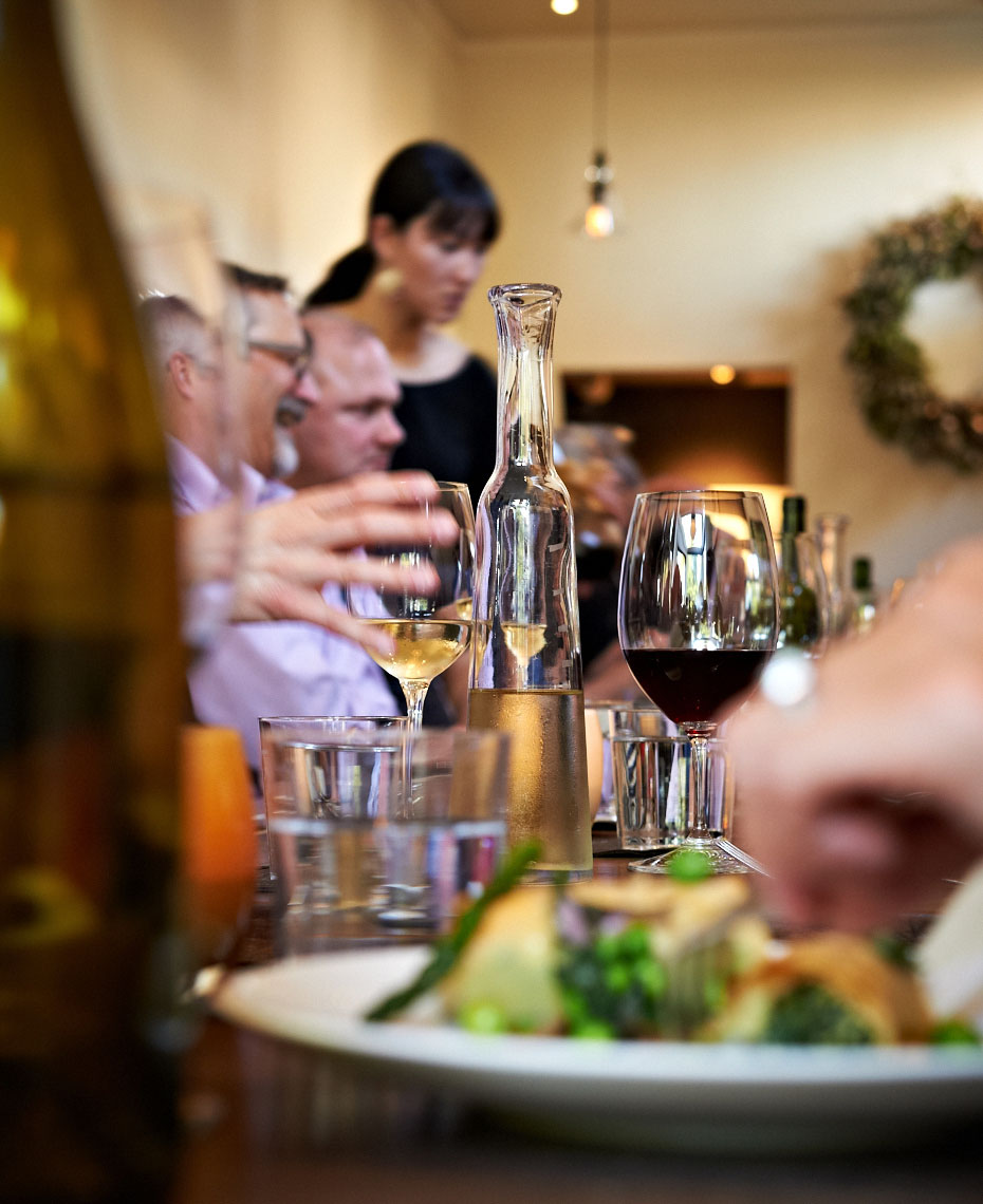 Frances, dinner service